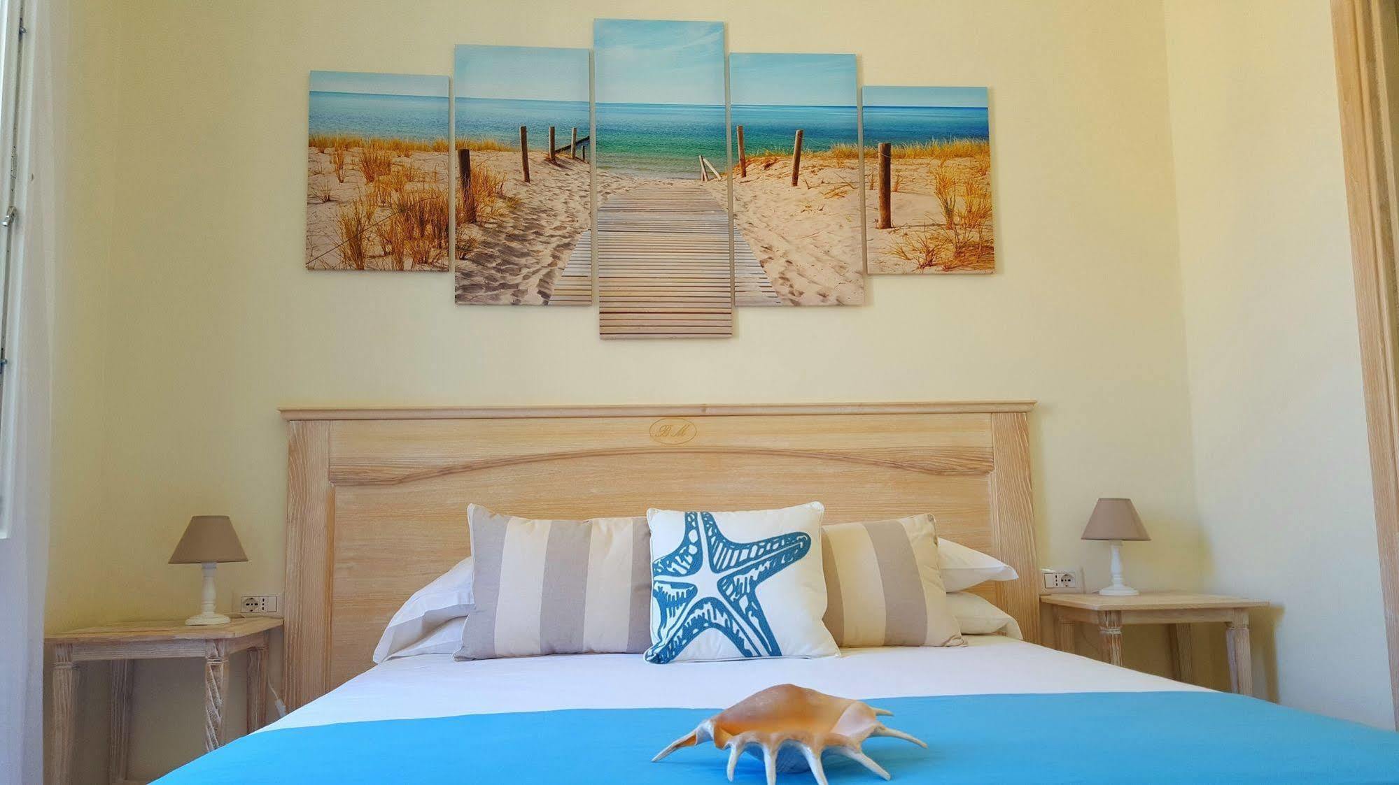 Brezza Marina Luxury Rooms Cagliari Eksteriør billede